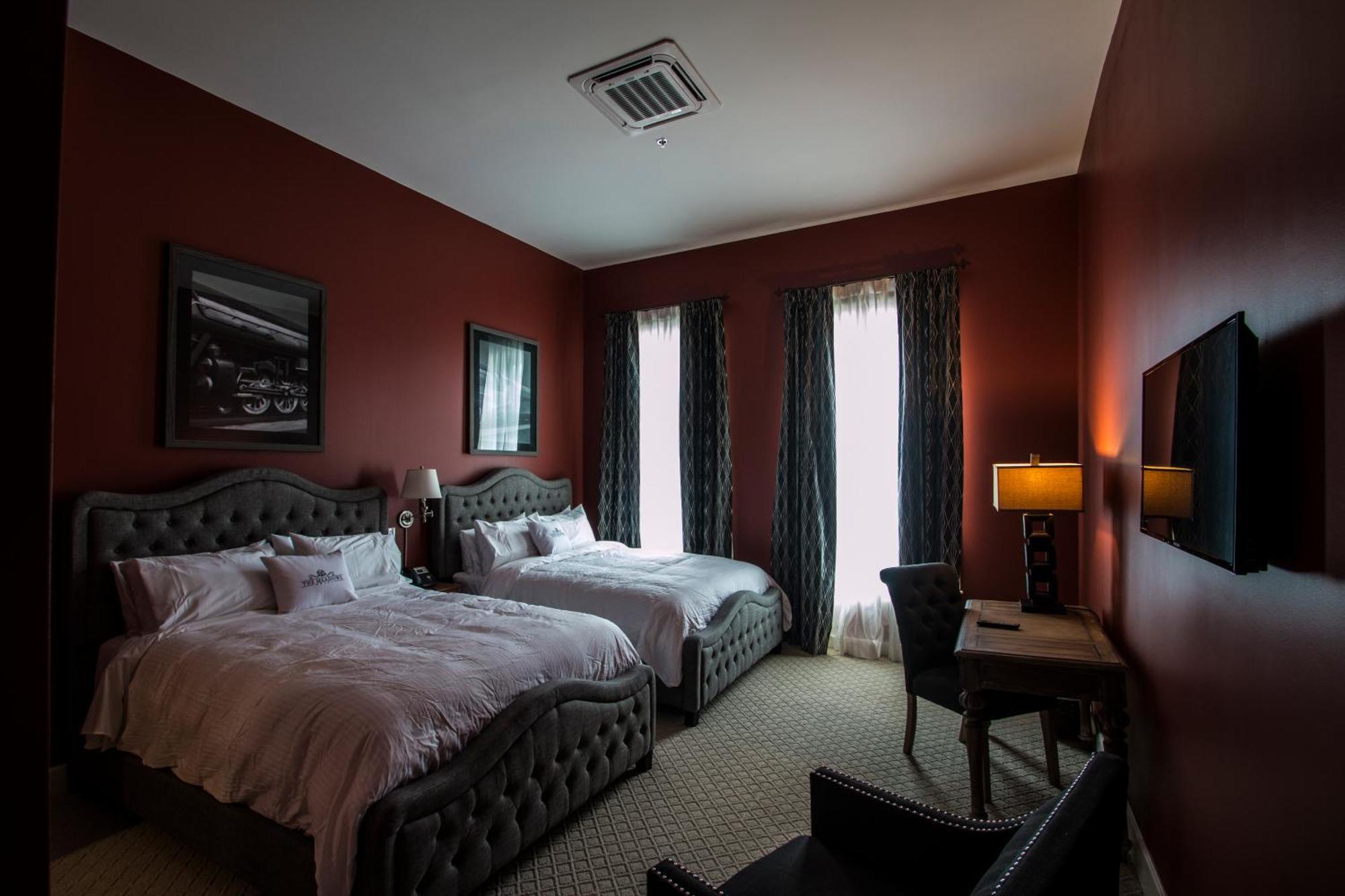 Meadows Hotel South South Fulton Стая снимка